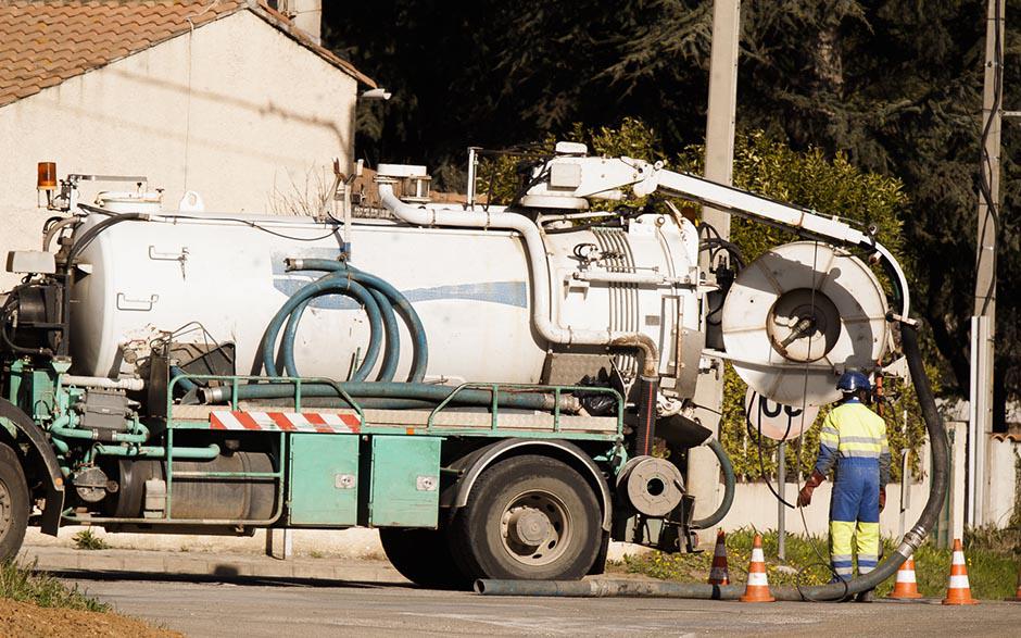comment déboucher canalisation La Courneuve